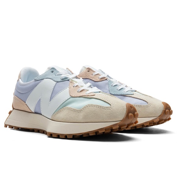 New Balance 327 - Picture 9 of 10